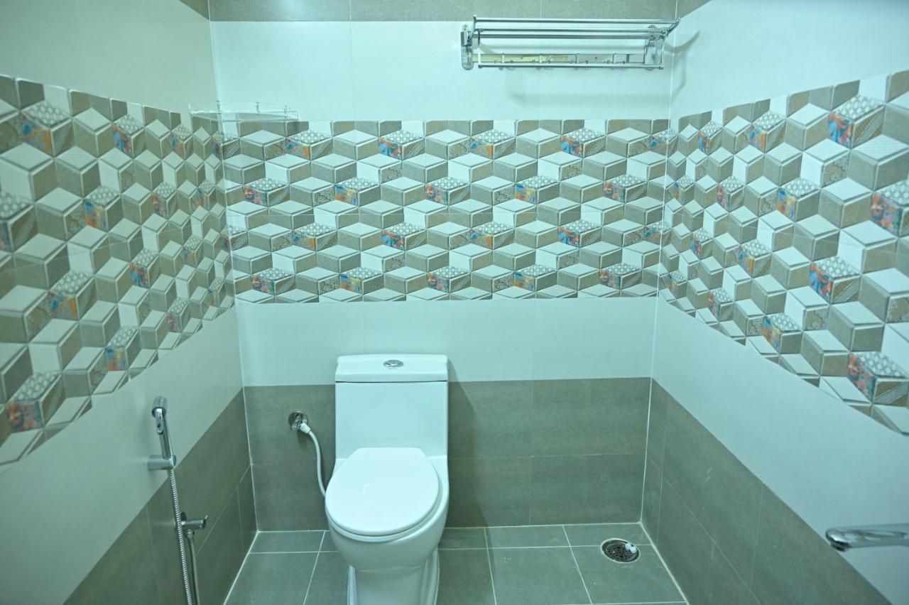 מלון טירופאטי Treebo Sripadha Residency Alipiri Road מראה חיצוני תמונה