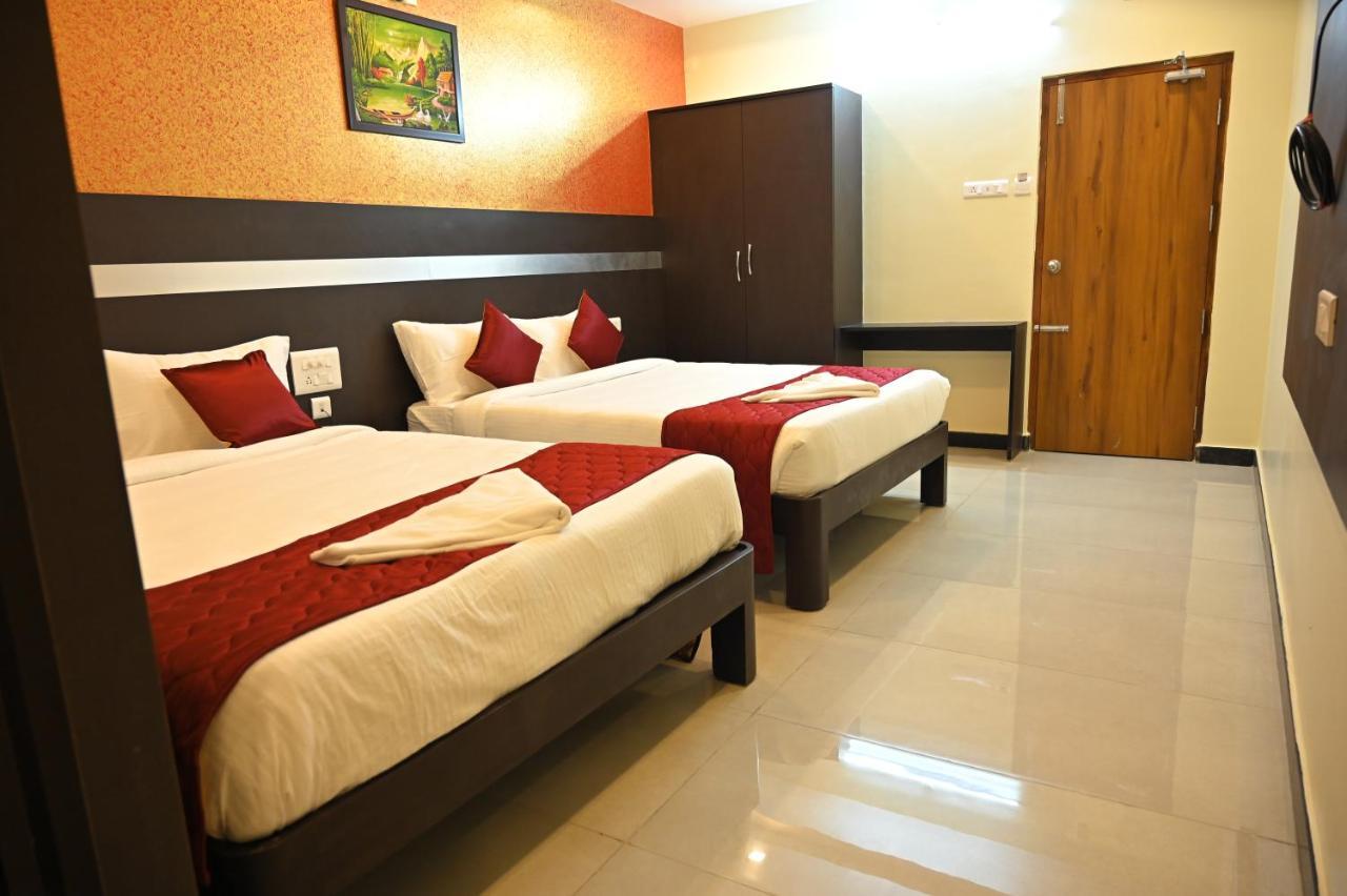 מלון טירופאטי Treebo Sripadha Residency Alipiri Road מראה חיצוני תמונה