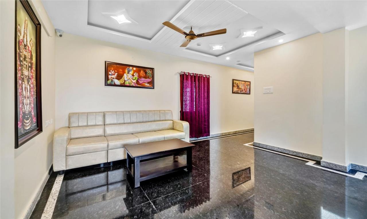 מלון טירופאטי Treebo Sripadha Residency Alipiri Road מראה חיצוני תמונה